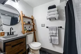 211 Mountain View Rd, Hillsborough Township, NJ 08844 - Photo 33