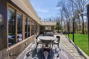 211 Mountain View Rd, Hillsborough Township, NJ 08844 - Photo 41