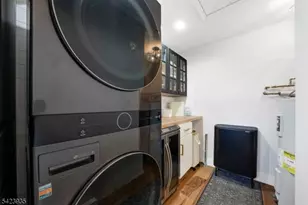 211 Mountain View Rd, Hillsborough Township, NJ 08844 - Photo 17