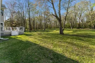 722 County Rd 579, Raritan Township, NJ 08822 - Photo 39