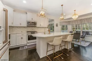 722 County Rd 579, Raritan Township, NJ 08822 - Photo 7