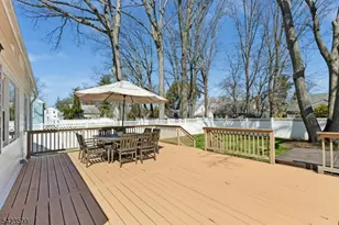 512 Gallows Hill Rd, Cranford Township, NJ 07016 - Photo 29