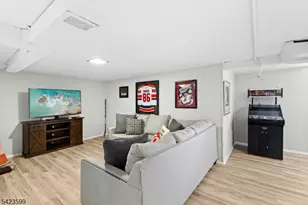 512 Gallows Hill Rd, Cranford Township, NJ 07016 - Photo 25