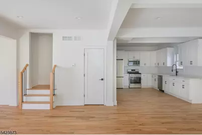 287 Orange Rd, Montclair, NJ 07042 - Photo 11