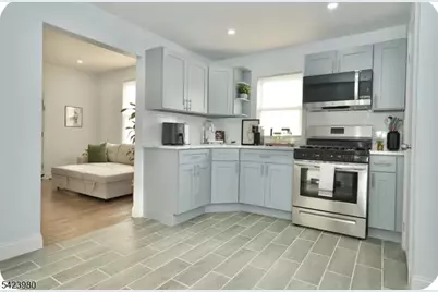 125 Malvern St, Newark, NJ 07105 - Photo 5