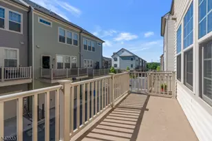 17 Gala Ct, Livingston Twp., NJ 07039 - Photo 19