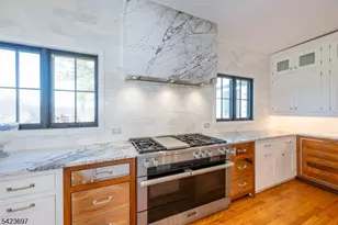 45 Village Rd, Harding Township, NJ 07976 - Photo 9