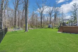 98 N Summit Ave, Chatham, NJ 07928 - Photo 21