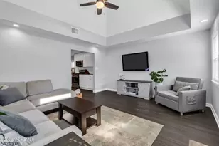 469 Center Ave, Middletown, NJ 07748 - Photo 7