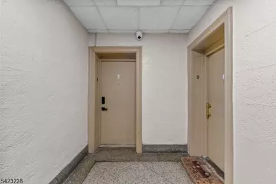 433 Lincoln Ave #B8, City Of Orange Twp., NJ 07050 - Photo 19