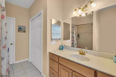 43 Farragut Dr, Brick Twp., NJ 08723 - Photo 35