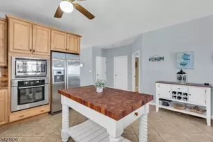 43 Farragut Dr, Brick Twp., NJ 08723 - Photo 11