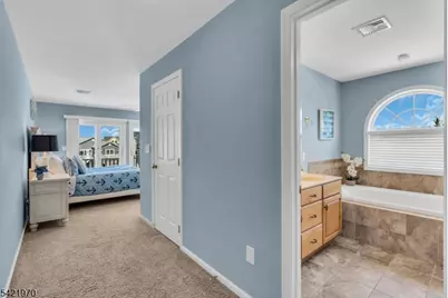 43 Farragut Dr, Brick Twp., NJ 08723 - Photo 25