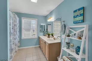 43 Farragut Dr, Brick Twp., NJ 08723 - Photo 19