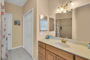 43 Farragut Dr, Brick Twp., NJ 08723 - Photo 33