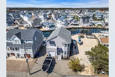 43 Farragut Dr, Brick Twp., NJ 08723 - Photo 3