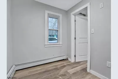 25 Kiel Ave, Butler, NJ 07405 - Photo 5