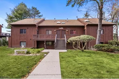 4 Alta Ct #5, Vernon, NJ 07462 - Photo 1