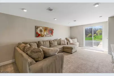 123 Thatchers Hill Rd, Raritan Township, NJ 08822 - Photo 21