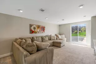 123 Thatchers Hill Rd, Raritan Township, NJ 08822 - Photo 21