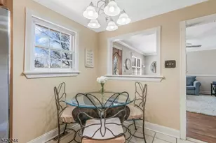 123 Thatchers Hill Rd, Raritan Township, NJ 08822 - Photo 11