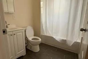 672-674 Irvine Turner Blvd, Newark, NJ 07112 - Photo 19