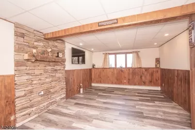 19 Valley Dr W, Vernon, NJ 07418 - Photo 15