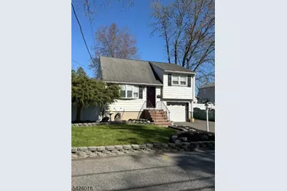 6 Evergreen Ave, Wanaque, NJ 07420 - Photo 1