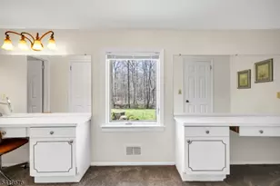 262 Skyline Dr, Long Hill Township, NJ 07946 - Photo 27