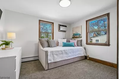 325 Manor Ave, Cranford Township, NJ 07016 - Photo 13