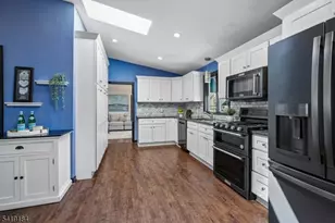 325 Manor Ave, Cranford Township, NJ 07016 - Photo 7