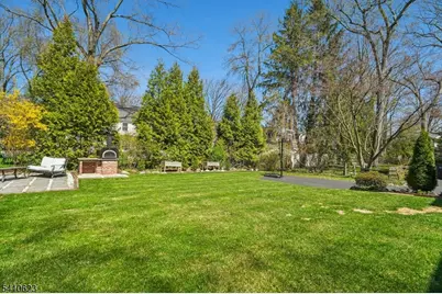 14 Edgewood Rd, Chatham, NJ 07928 - Photo 23