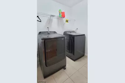 11 Wallis Ave #1, Jersey City, NJ 07306 - Photo 15