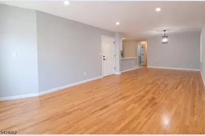 11 Wallis Ave #1, Jersey City, NJ 07306 - Photo 5