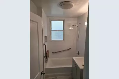 136 Hobson St, Newark, NJ 07112 - Photo 11