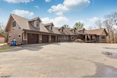 235 Long View Union Grove, Bedminster Township, NJ 07931 - Photo 3