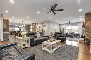 235 Long View Union Grove, Bedminster Township, NJ 07931 - Photo 11