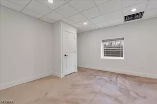 235 Longview Rd, Bedminster Township, NJ 07931 - Photo 33
