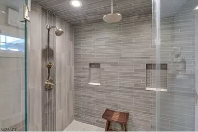 235 Long View Union Grove, Bedminster Township, NJ 07931 - Photo 27