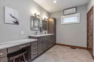 235 Long View Union Grove, Bedminster Township, NJ 07931 - Photo 25