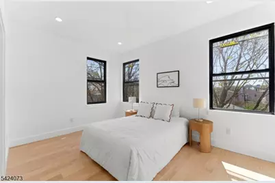 113 Oak St #1, Jersey City, NJ 07304 - Photo 7