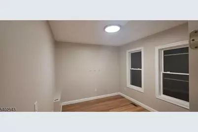 115 Wallington Ave, Wallington, NJ 07057 - Photo 11