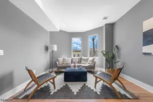 219 Clerk St, Jersey City, NJ 07305 - Photo 15