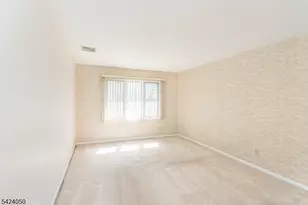 141 Wedgewood Dr18, Woodland Park, NJ 07424 - Photo 11