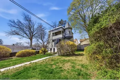 27 Longview St, West Orange Township, NJ 07052 - Photo 3