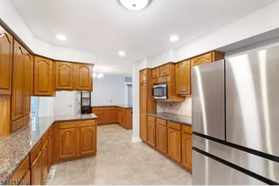 1 W Circuit Dr, Roxbury Township, NJ 07876 - Photo 5