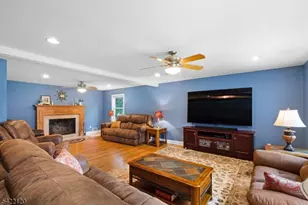 1 W Circuit Dr, Roxbury Township, NJ 07876 - Photo 9