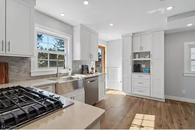 16 Fairview Ave, Summit, NJ 07901 - Photo 7