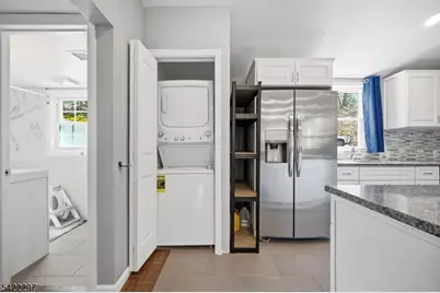 6 Timberwood Ln, Jefferson Township, NJ 07438 - Photo 9