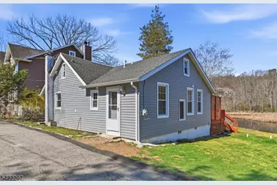 6 Timberwood Ln, Jefferson Township, NJ 07438 - Photo 3